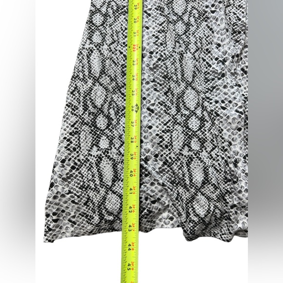 Good American The Runaround Wrap Dress Python Snake Print Size XS - Picture 7 of 10